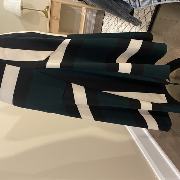 In perfect condition Antropologie skirt! - Picture 4 of 4